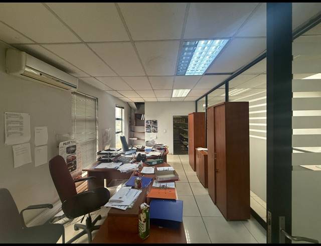 2,808M² WAREHOUSE TO LET IN ALRODE